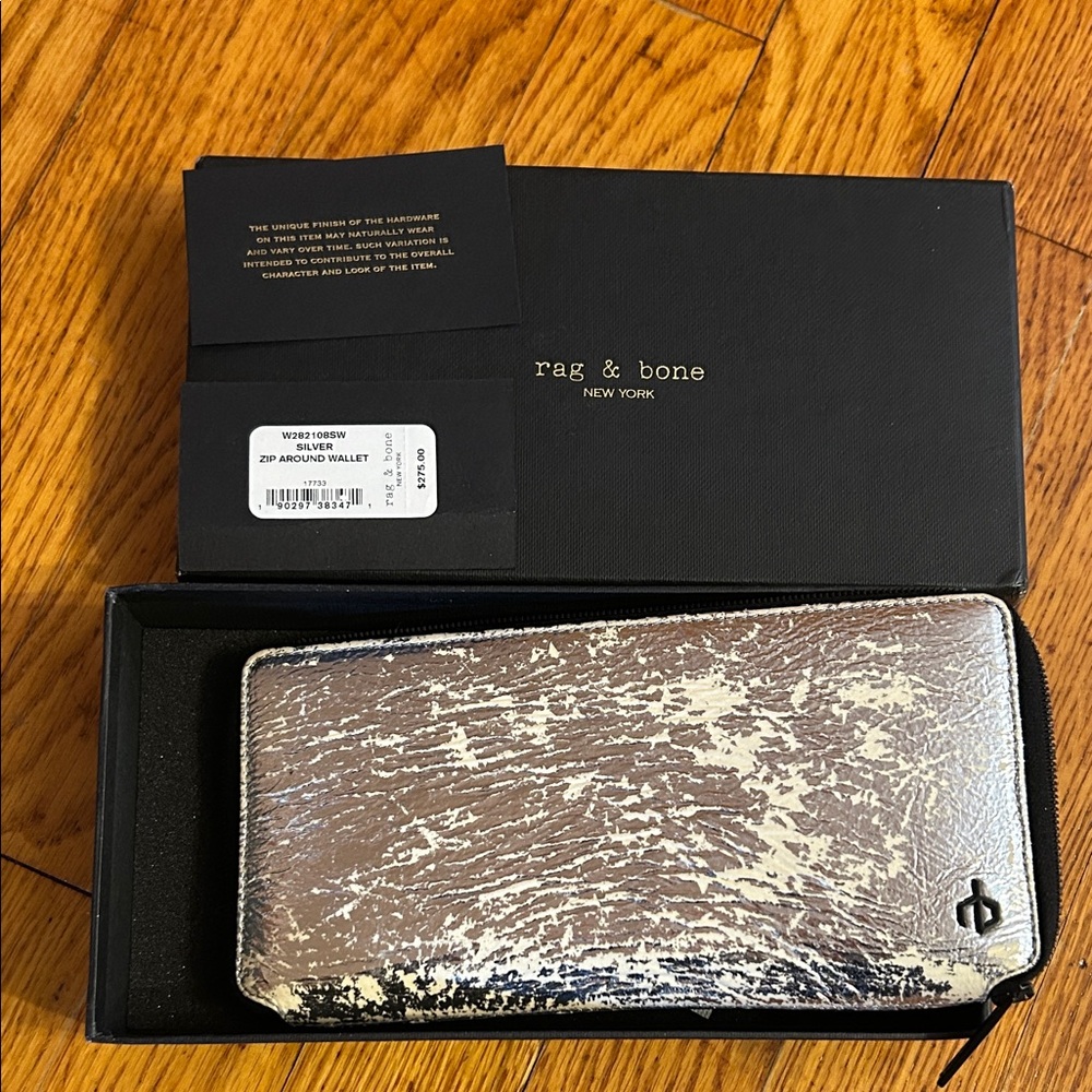 Rag & Bone Distressed silver zip around leather Wallet - Picture 2 of 11